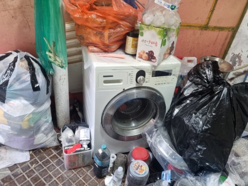 몽땅정리-현관앞치우기전사진