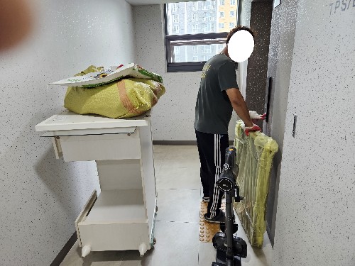 몽땅정리_가정생활폐기물_수거하는모습