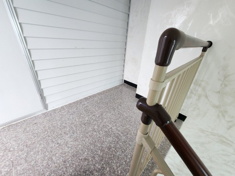 작업 후 깨끗한 복도 1