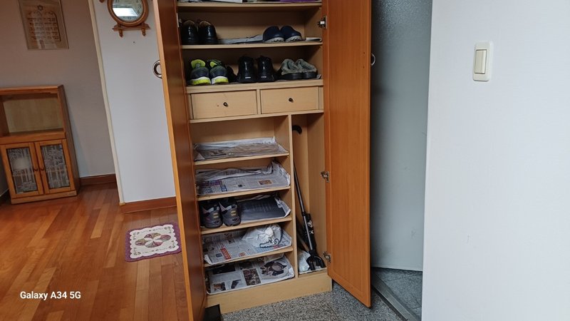 신발장 내부